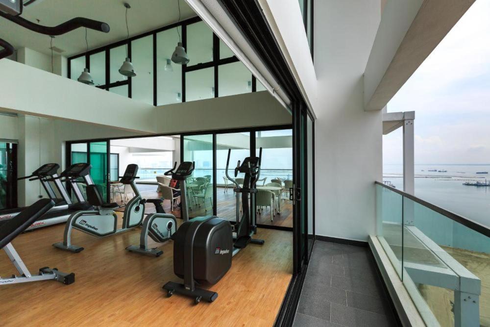 Sunrise Gurney Premium Executive City/Seafront Suite - Penang George Town Eksteriør billede