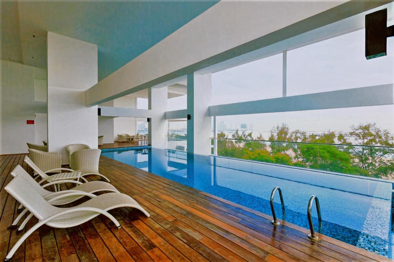 Sunrise Gurney Premium Executive City/Seafront Suite - Penang George Town Eksteriør billede